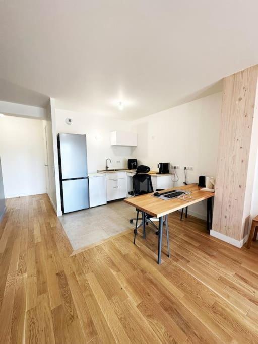 Charme Parisien Neuf Et Cosy Appartamento Parigi